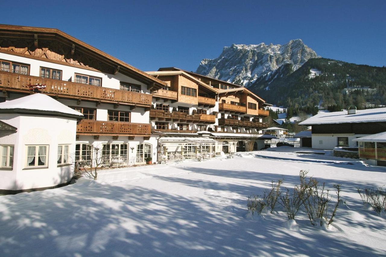 Hotel Tirolerhof - Familotel Zugspitze 에르발트 외부 사진