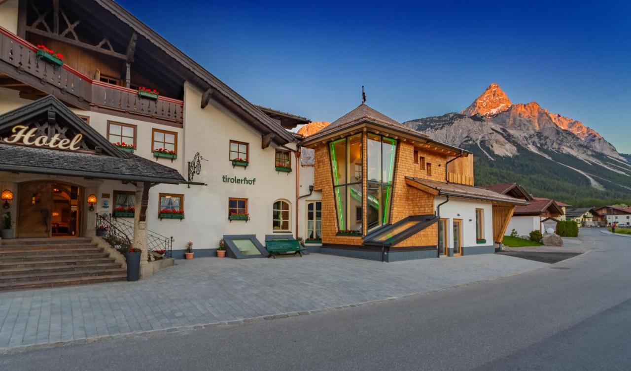 Hotel Tirolerhof - Familotel Zugspitze 에르발트 외부 사진