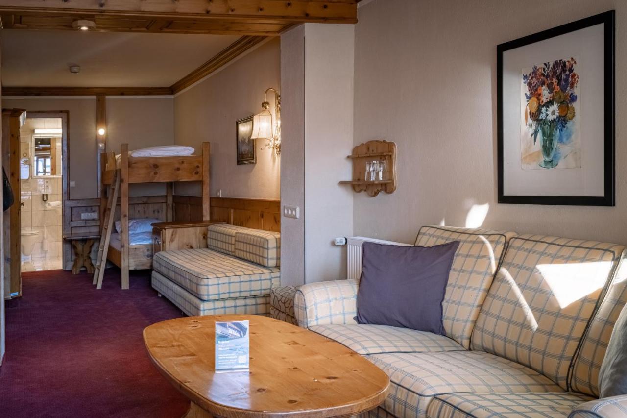 Hotel Tirolerhof - Familotel Zugspitze 에르발트 외부 사진