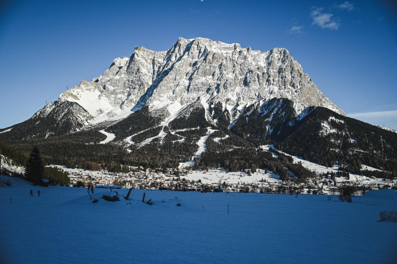 Hotel Tirolerhof - Familotel Zugspitze 에르발트 외부 사진