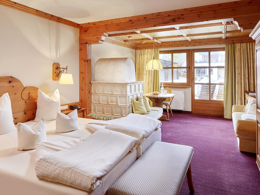 Hotel Tirolerhof - Familotel Zugspitze 에르발트 외부 사진